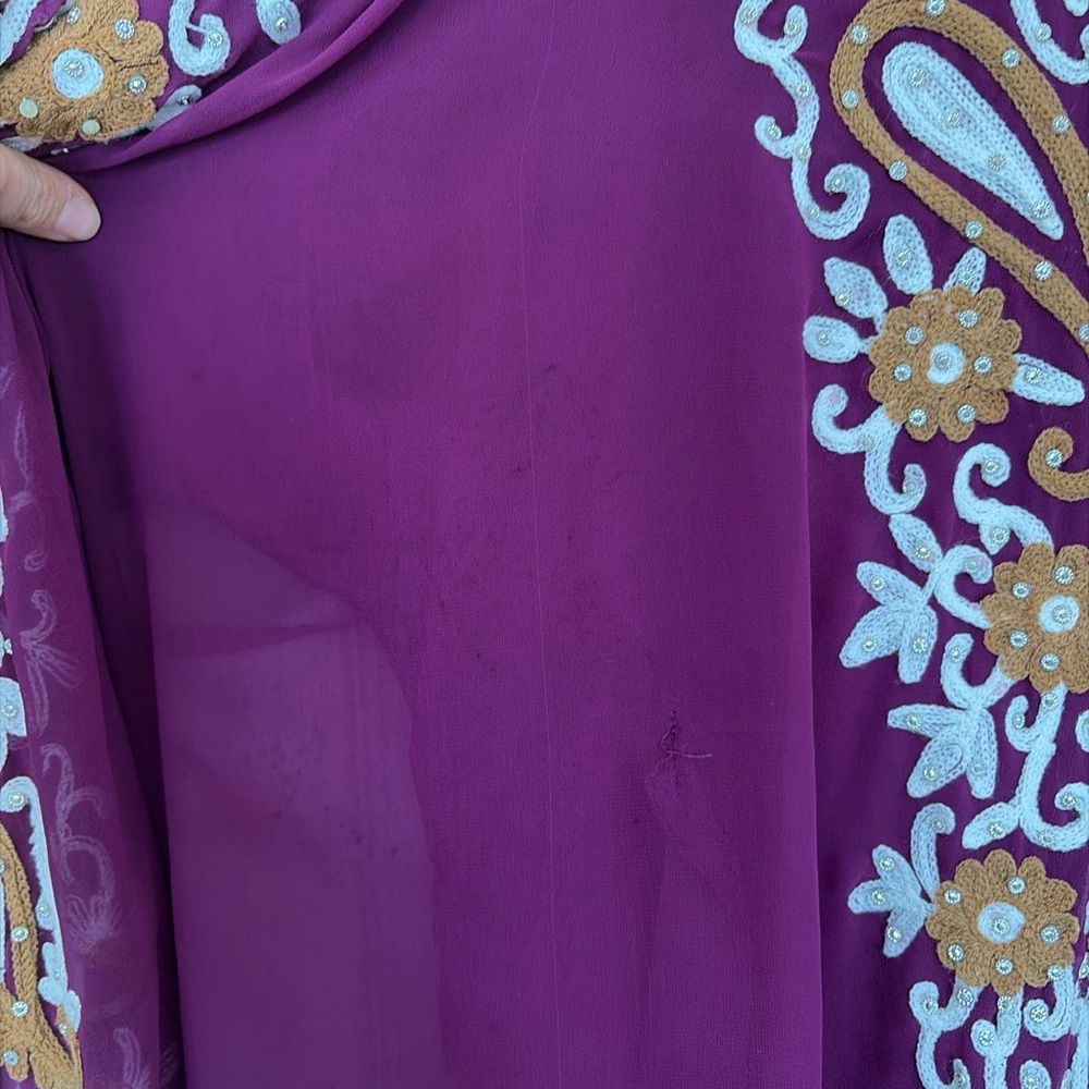 Purple Embroidered Kaftan‎ Dress - Picture 7 of 9